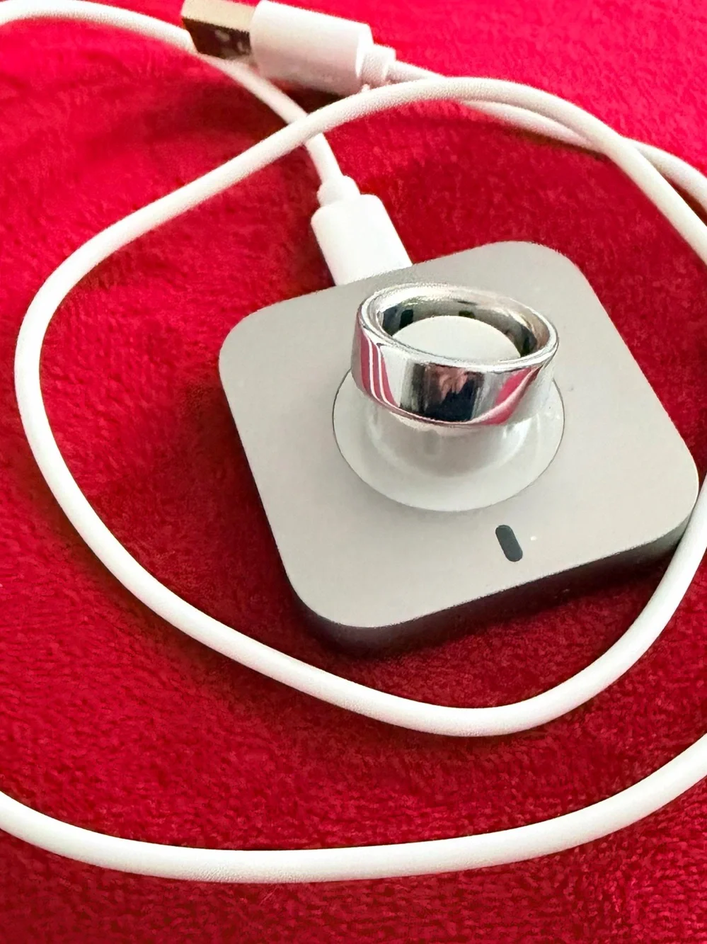 Oura Ring 4 Silver Smart Health Ring